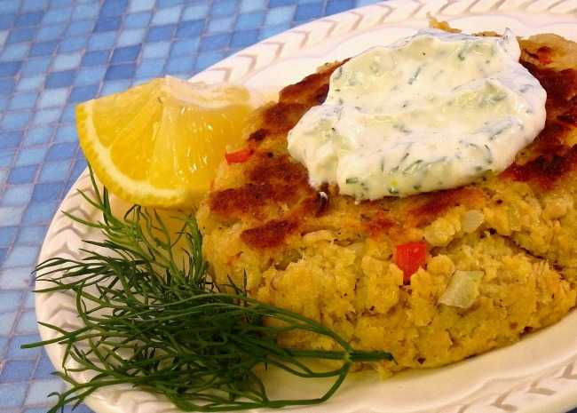 Keto salmon burgers with mash and lemon butter