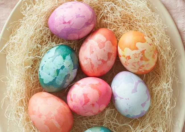 Marble Patterned Easter Eggs