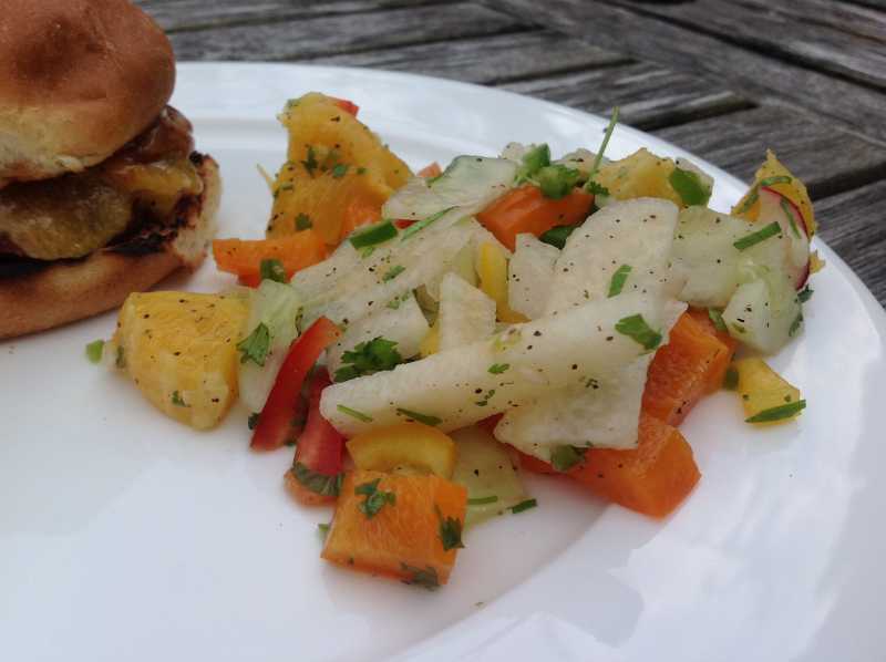 1029274 Insalata rinfrescante di Jicama dolce e speziata (vegana) 220552 CookieEater
