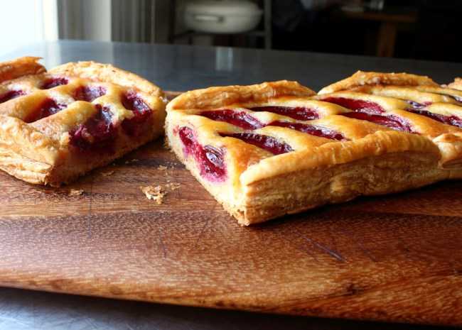 14 easy fruit filled puff pastry desserts for first time bakers