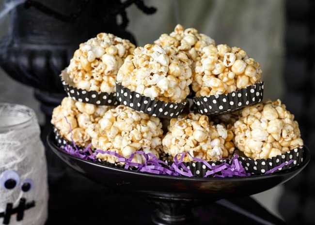 caramel popcorn balls