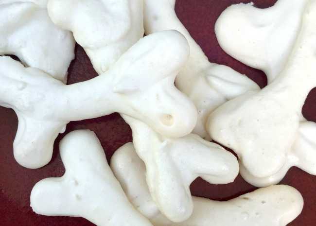Meringue Bones