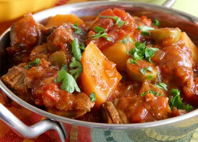 Slow Cooker Spanish Beef Stew