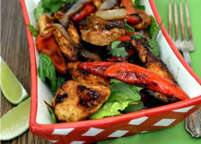 Grilled Chicken Fajita Salad