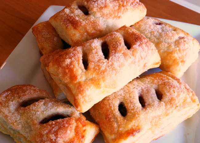 14 easy fruit filled puff pastry desserts for first time bakers