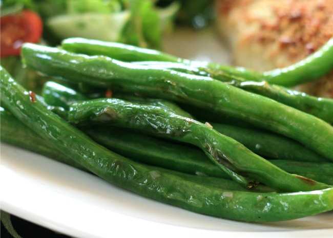 Gegrillte grüne Bohnen