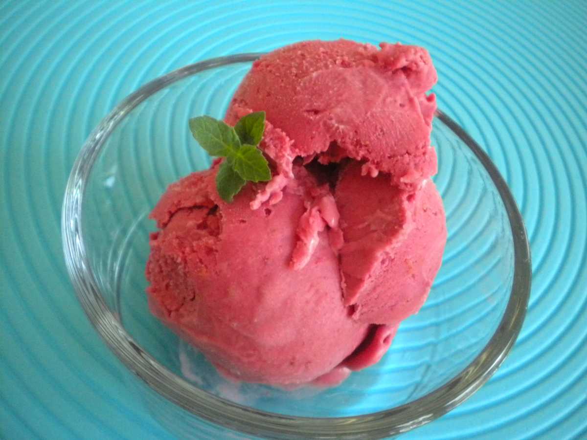 Make Easy Ice Cream Without An Ice Cream Maker Allrecipes