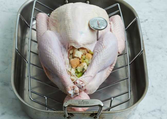 how much stuffing for a 20 lb turkey