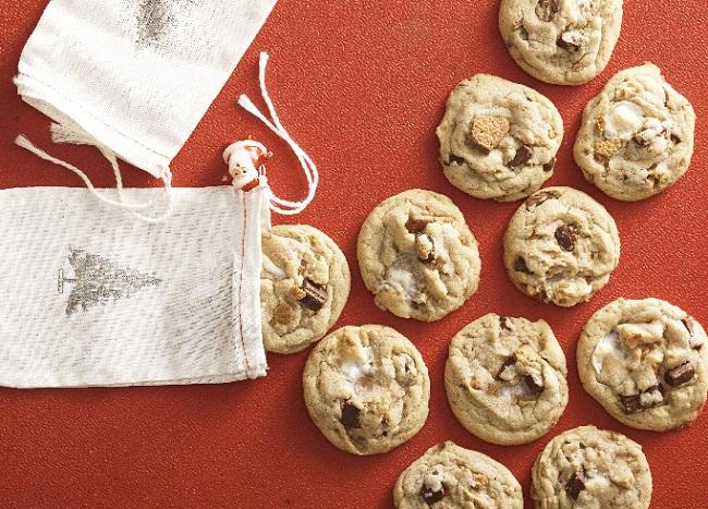 Our Top 20 Most Cherished Holiday Cookies