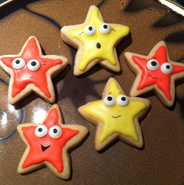21 Fun And Creative Christmas Cookie Decorating Ideas Allrecipes 973264-The-Best-Rolled-Sugar-Cookies-10402-somtimz.jpg?itok=OPtdHRYe - 21 Fun And Creative Christmas Cookie Decorating Ideas Allrecipes
